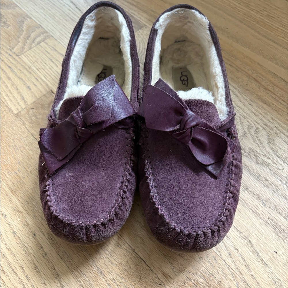 UGG Dakota Suede Bow Moccasins